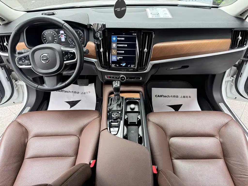 Volvo S90 2019 — фото 10