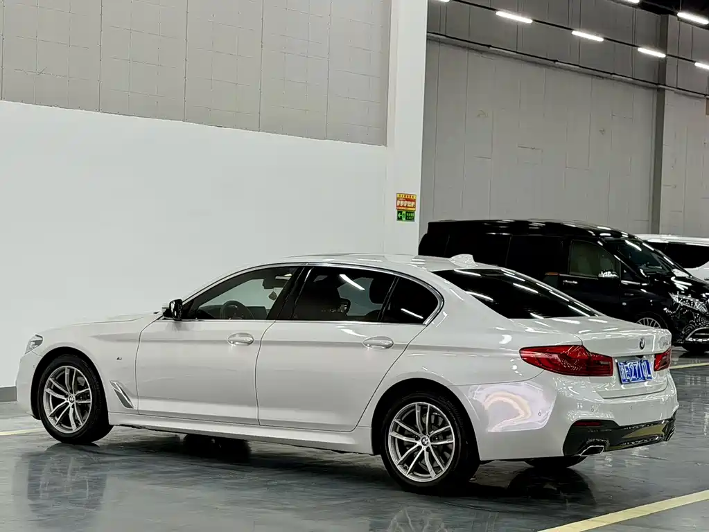 BMW 5 Series 2020