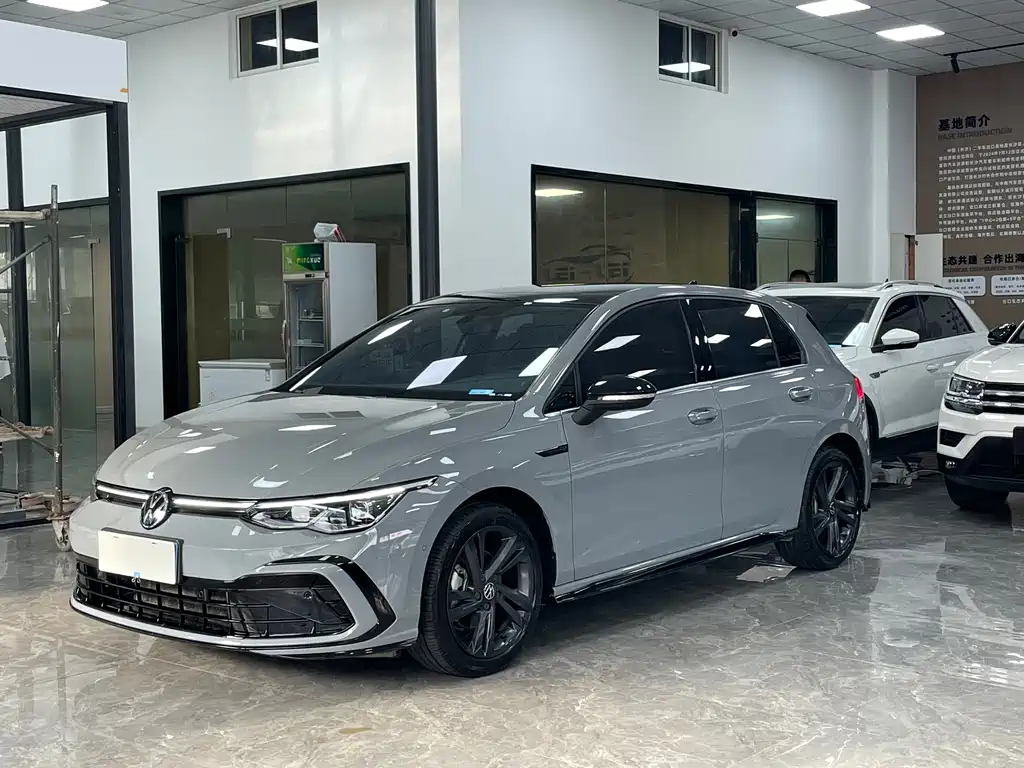 Volkswagen Golf 2022