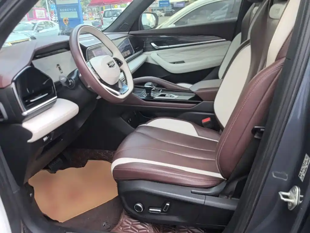 Geely Xingyue L 2023 — фото 15