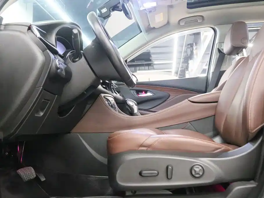 Buick Envision Plus 2018 — фото 13