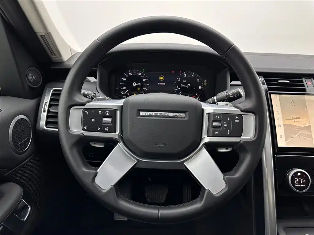 Land Rover Discovery 2024 — фото 10
