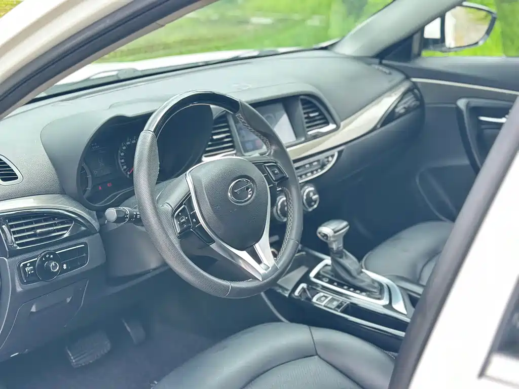 GAC Motor Trumpchi GA6 2019 — фото 11