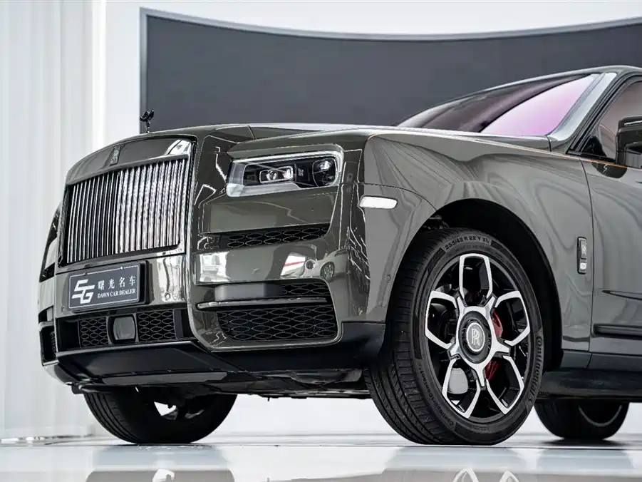 Rolls-Royce Cullinan 2024 — фото 25