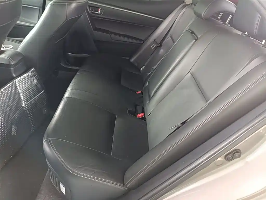Toyota Corolla 2019 — фото 17