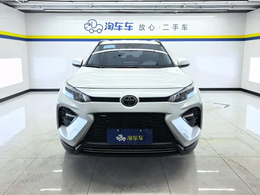 Toyota Wildlander 2025 — фото 2