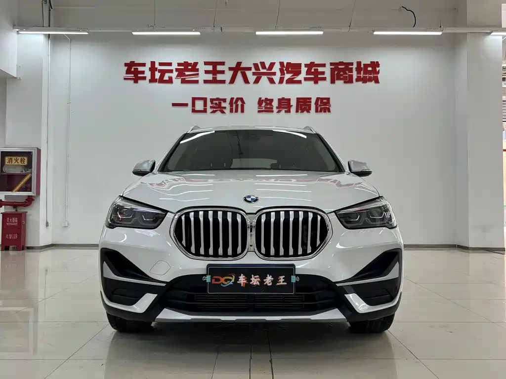 BMW X1 2022 — фото 2