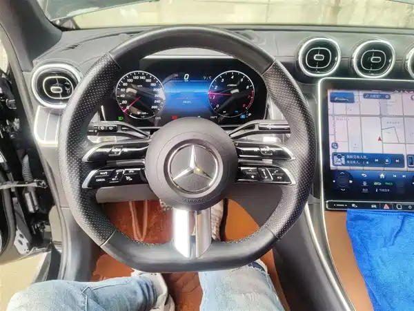 Mercedes-Benz GLC 2023