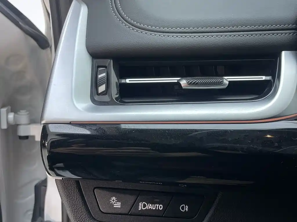 BMW X1 2024 — фото 12