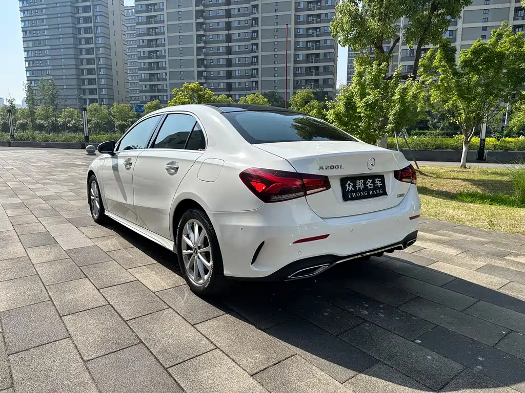 Mercedes-Benz A-Class 2021 — фото 4