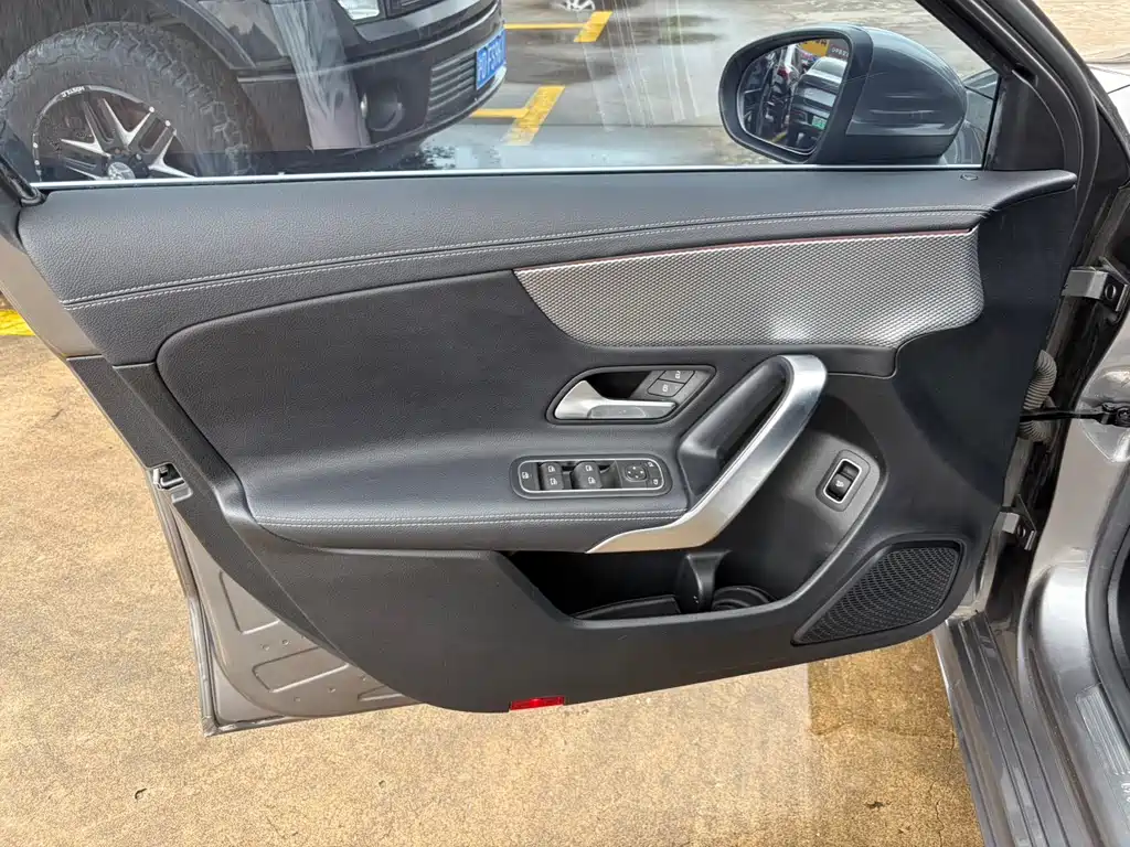 Mercedes-Benz A-Class 2021 — фото 16