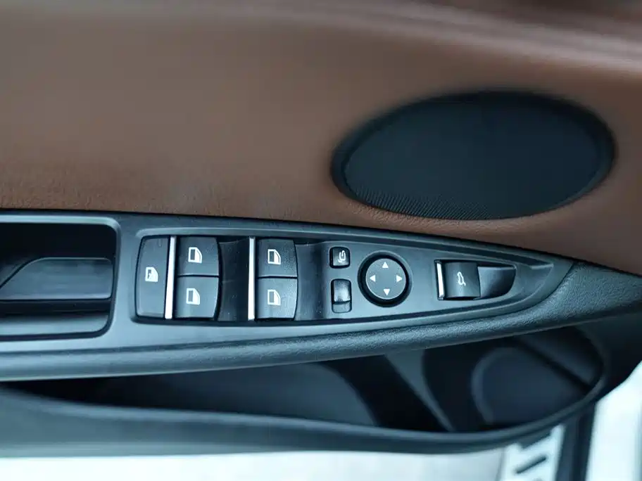 BMW X5 2019 — фото 15
