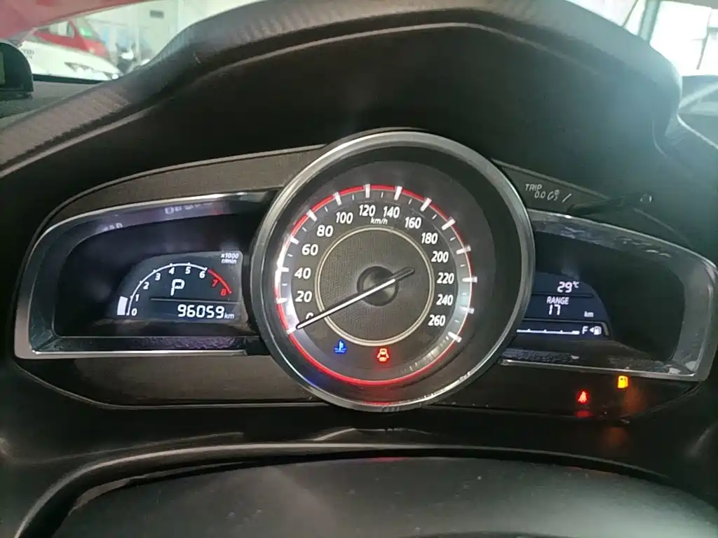 Mazda 3 Angkesela 2016 — фото 12