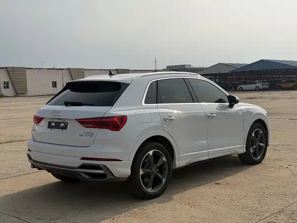 Audi Q3 2022