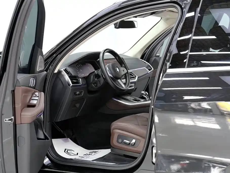 BMW X5 2022