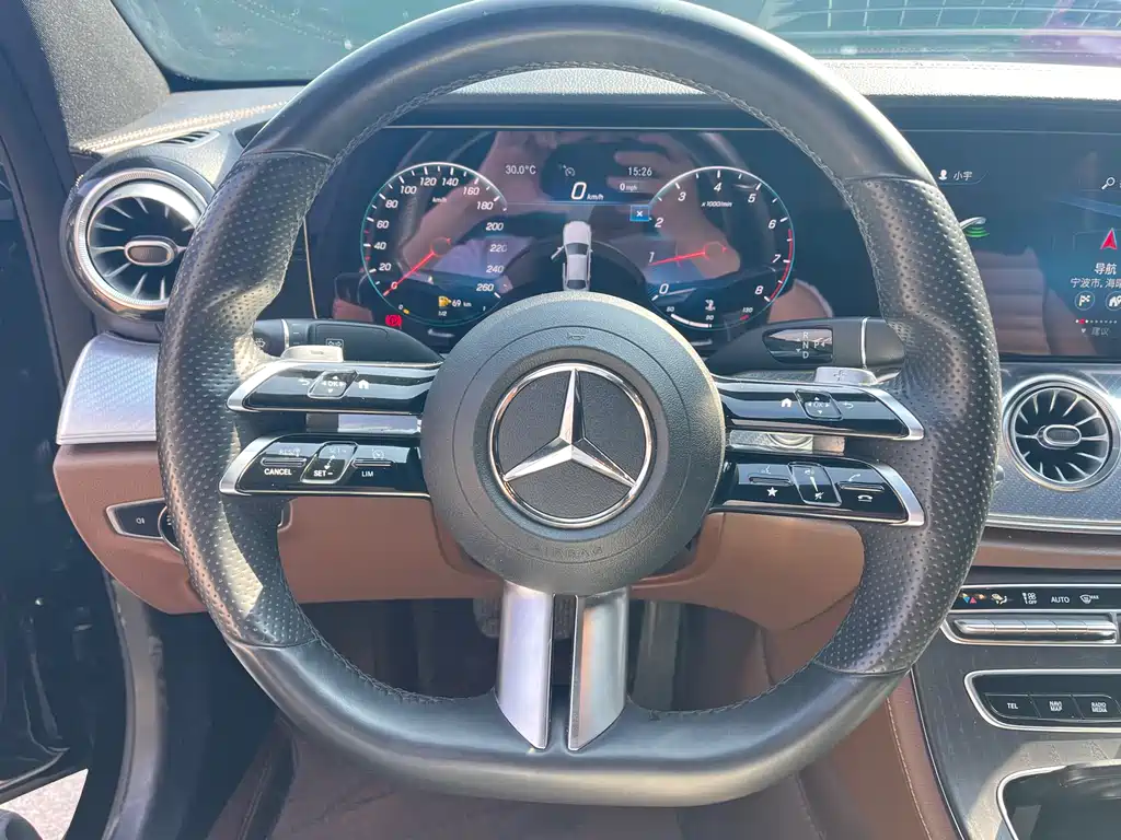 Mercedes-Benz E-Class 2022