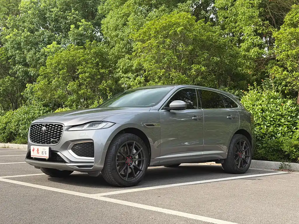 Jaguar F-PACE 2022 — фото 1