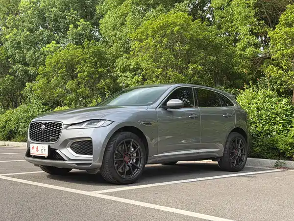 Jaguar F-PACE 2022