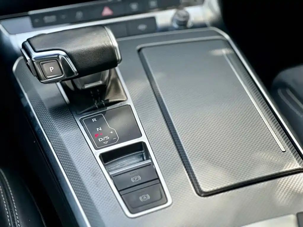 Audi A6L 2021 — фото 11
