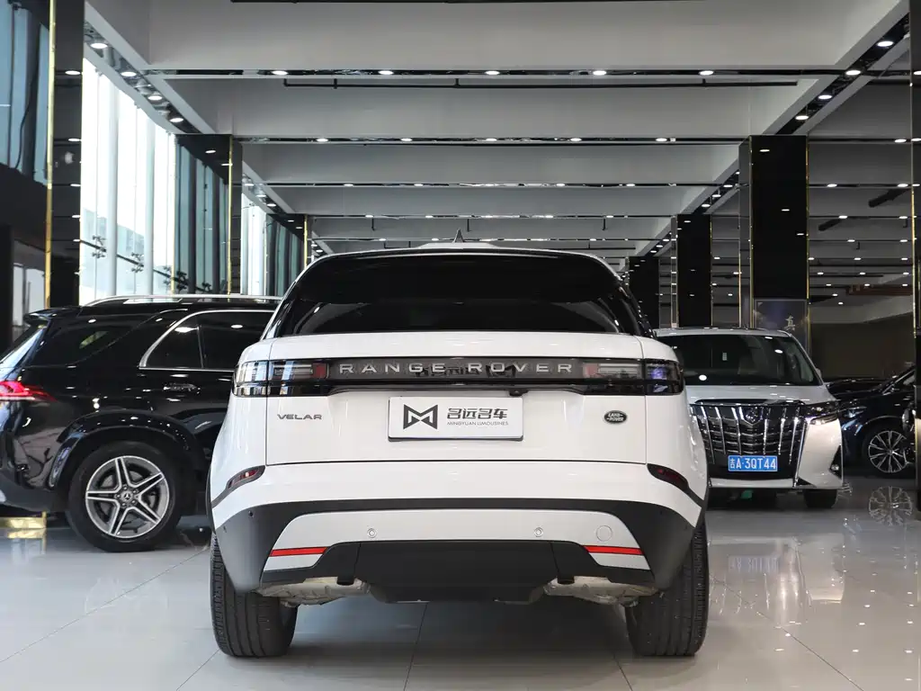 Land Rover Velar 2024 — фото 16