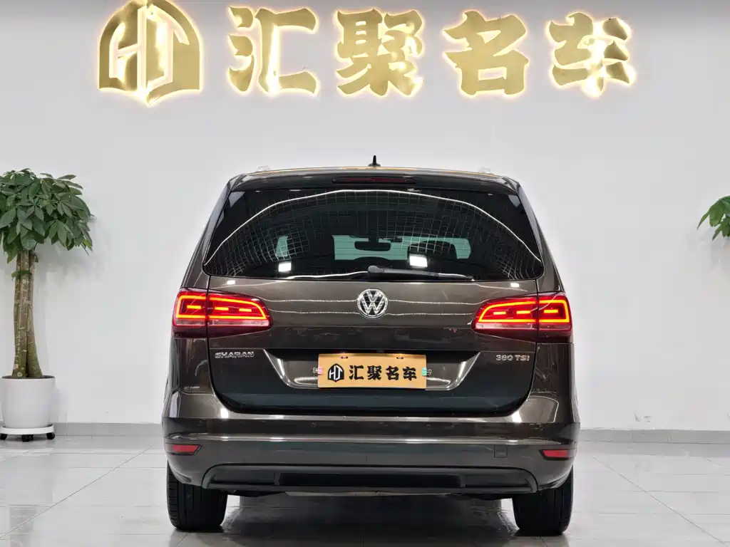 Volkswagen Sharan 2017 — фото 8