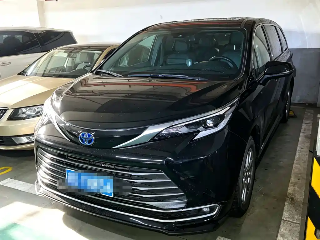 Toyota Sienna 2022