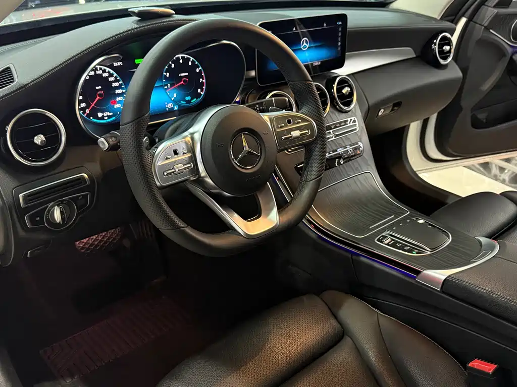 Mercedes-Benz C-Class 2020 — фото 7