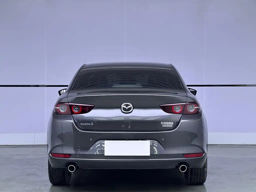 Mazda 3 Axela 2024