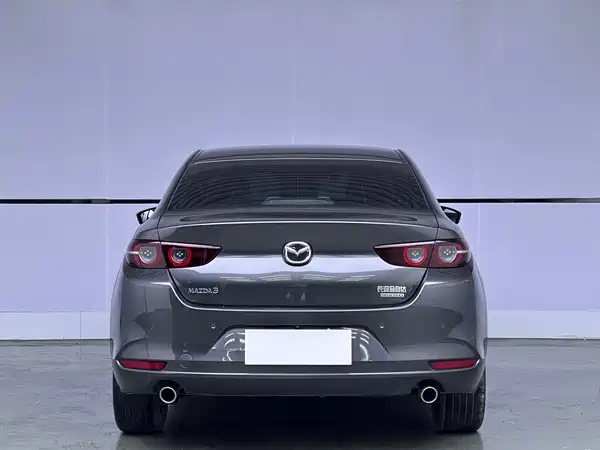 Mazda 3 Axela 2024