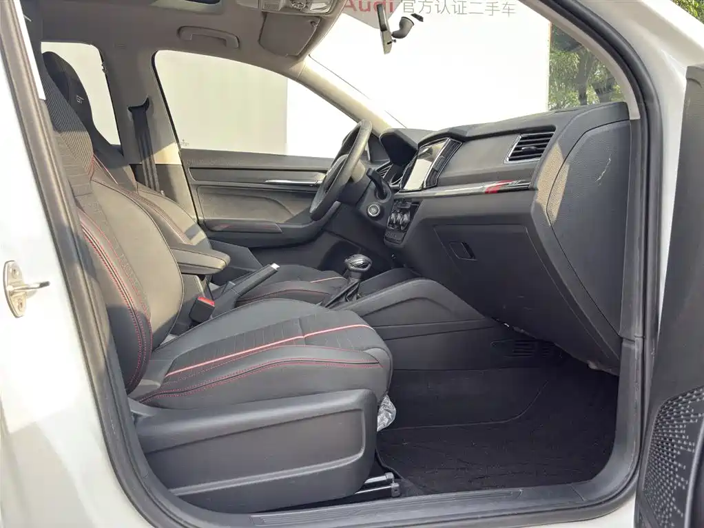 Skoda Kamiq 2020 — фото 14