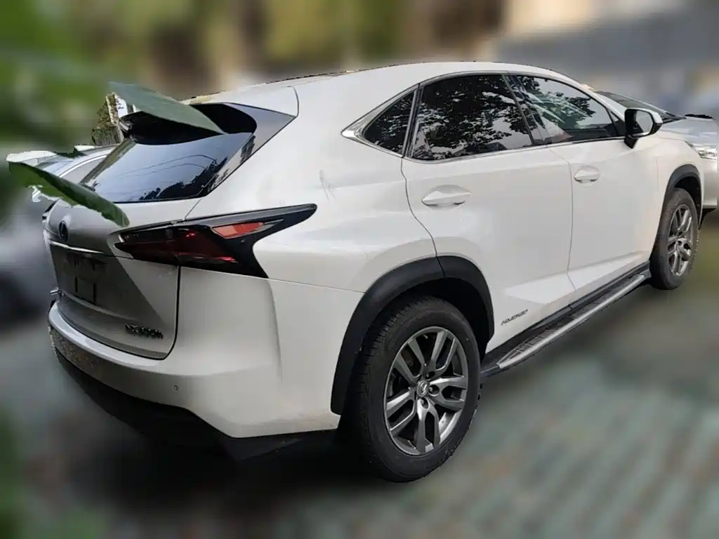 Lexus NX 2016 — фото 10