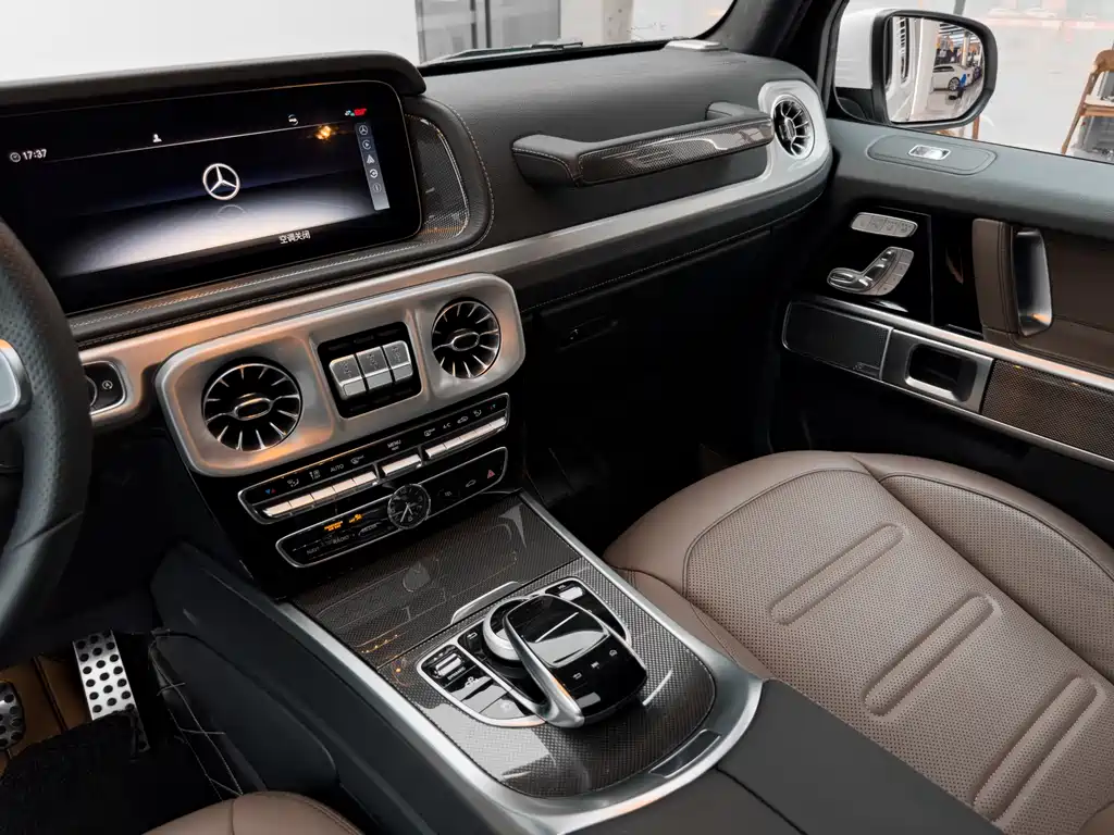 Mercedes-Benz G-Class 2022 — фото 22
