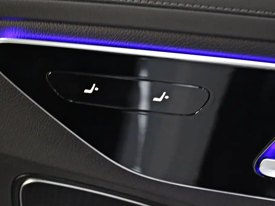 Mercedes-Benz C-Class 2022 — фото 12