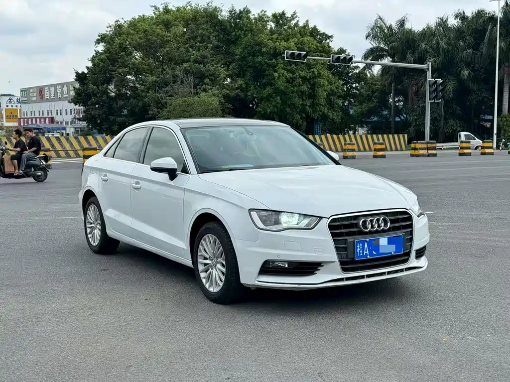 Audi A3 2015 — фото 3