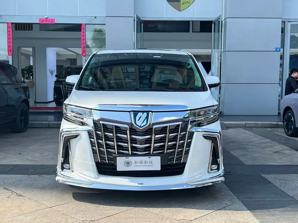 Toyota Alphard 2020 — фото 2