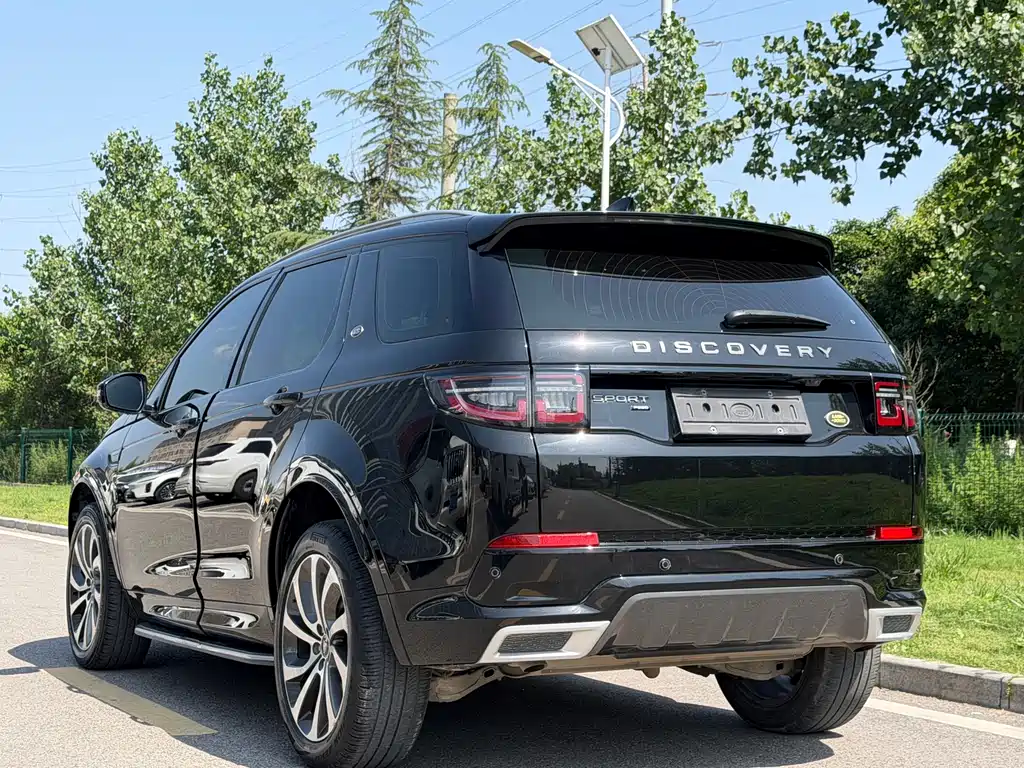 Land Rover Discovery Sport 2022