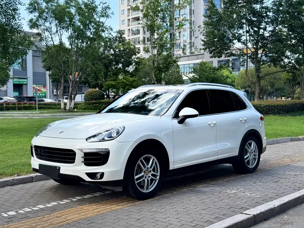 Porsche Cayenne 2015