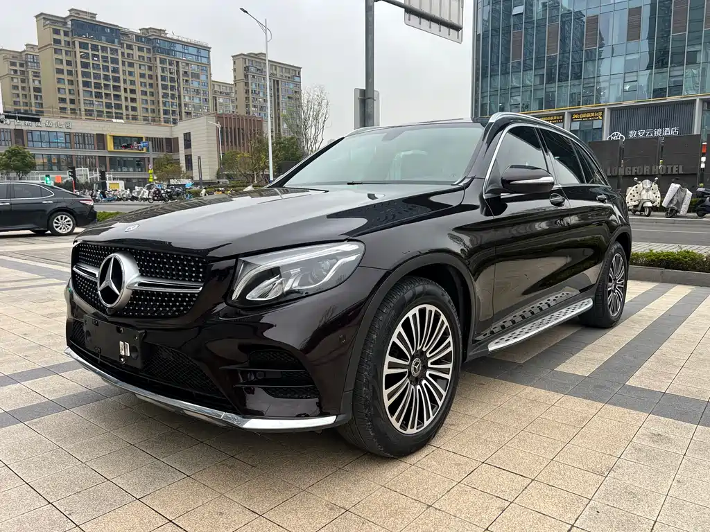 Mercedes-Benz GLC 2019 — фото 1
