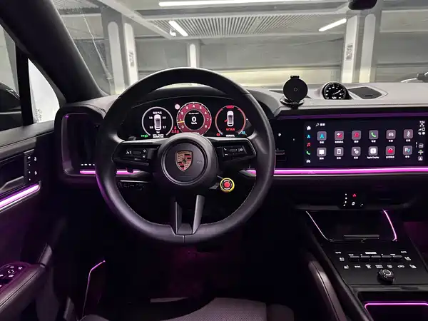 Porsche Cayenne 2025
