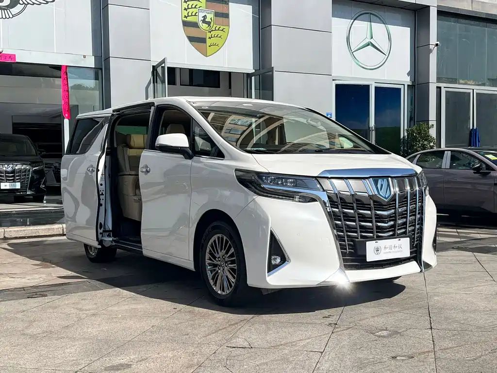 Toyota Alphard 2020 — фото 3