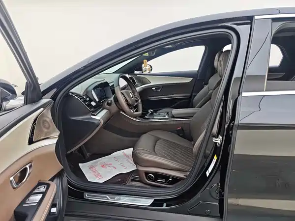 BYD Han 2025