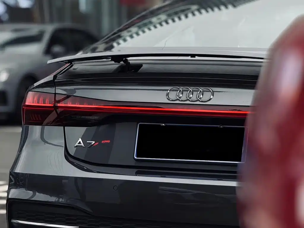 Audi A7 2024 — фото 12
