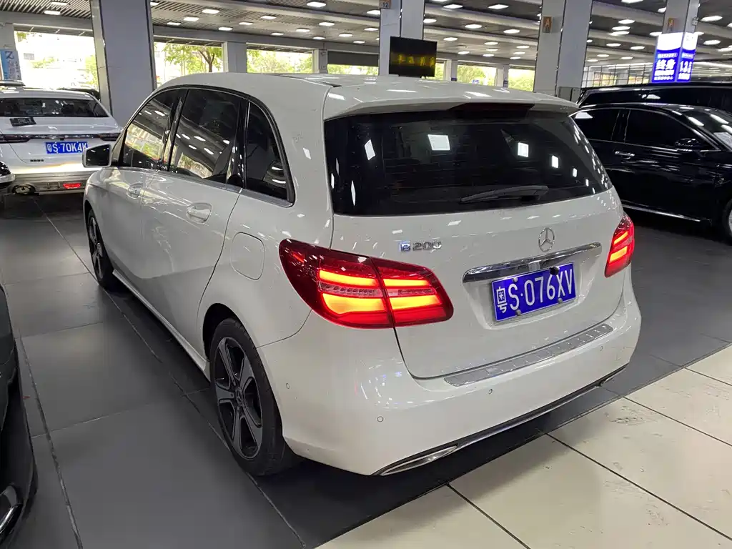 Mercedes-Benz B-Class 2018 — фото 4