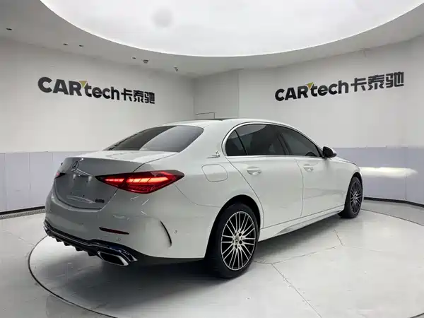 Mercedes-Benz C-Class 2024