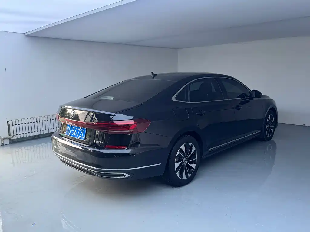 Volkswagen Passat 2022