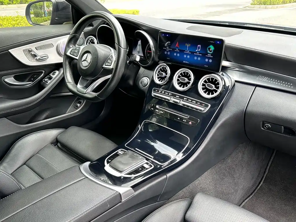 Mercedes-Benz C-Class 2019 — фото 8