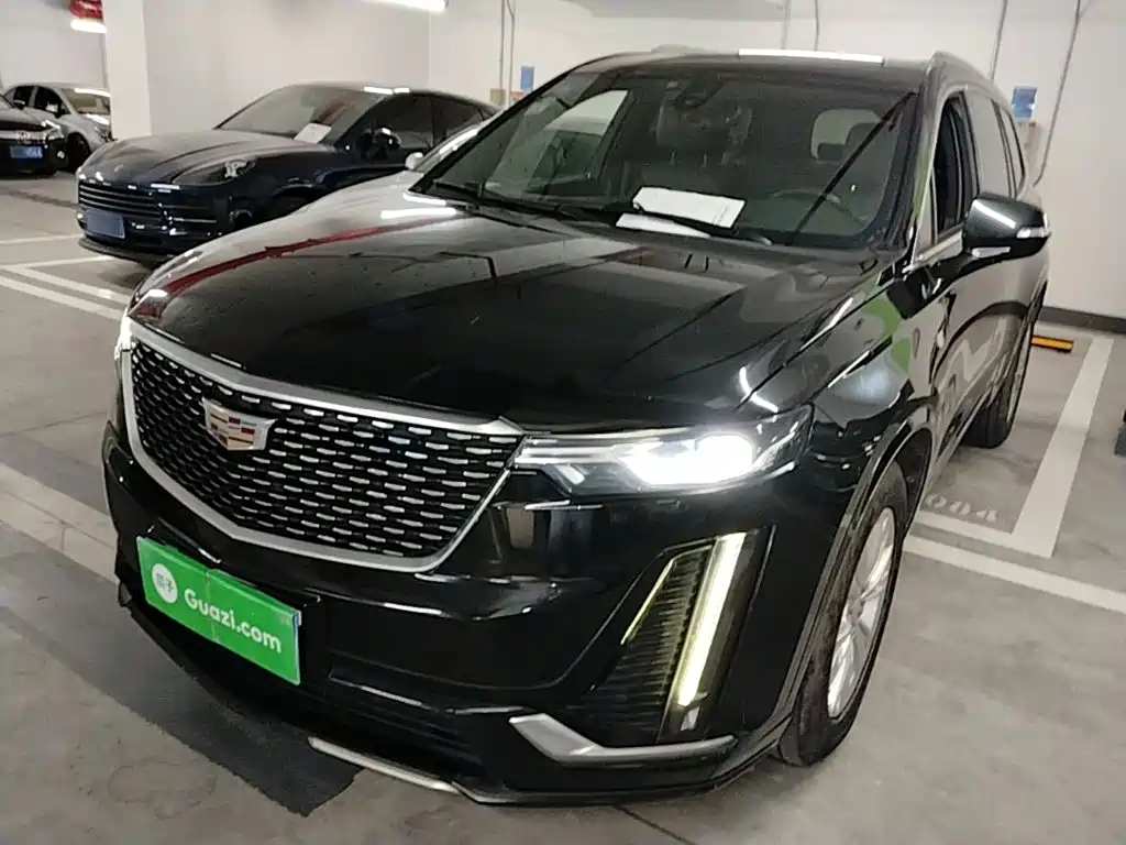 Cadillac XT6 2020 — фото 1