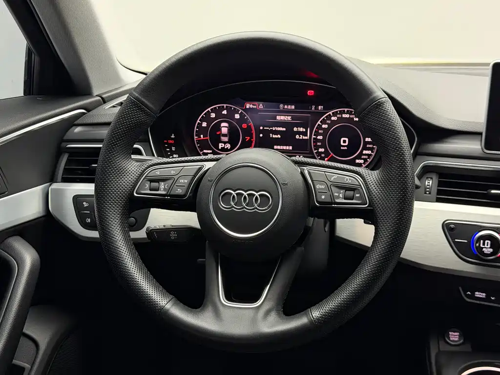 Audi A4L 2019 — фото 10