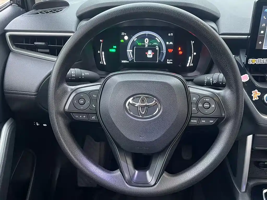 Toyota Corolla Cross 2024 — фото 18