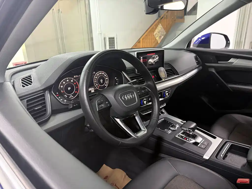 Audi Q5L 2019 — фото 8